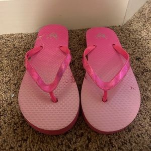 pink flip flops